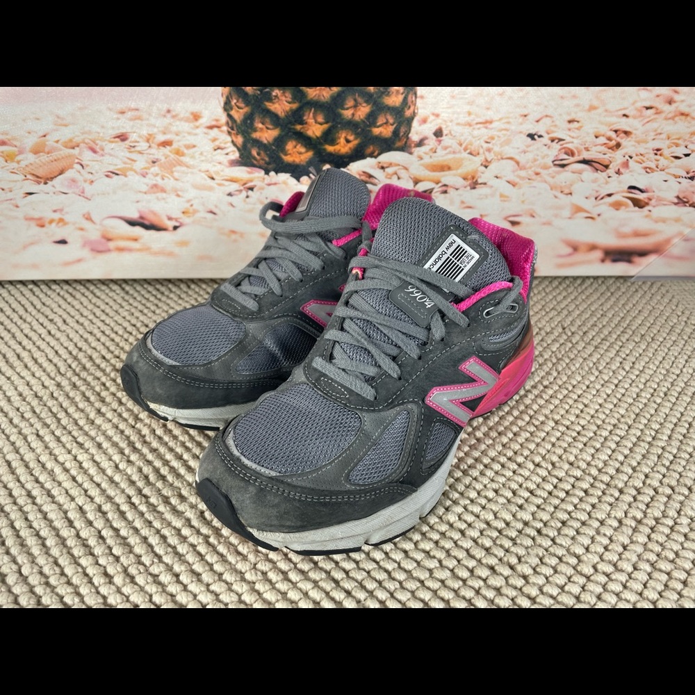 New Balance 990 V4 Running shoes